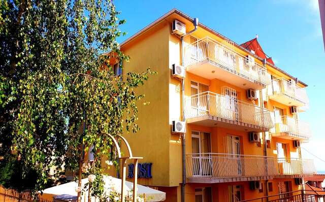 Отель Family Hotel Rosi Свети-Влас-3