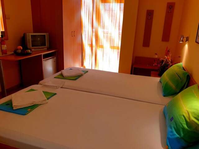 Отель Family Hotel Rosi Свети-Влас-15